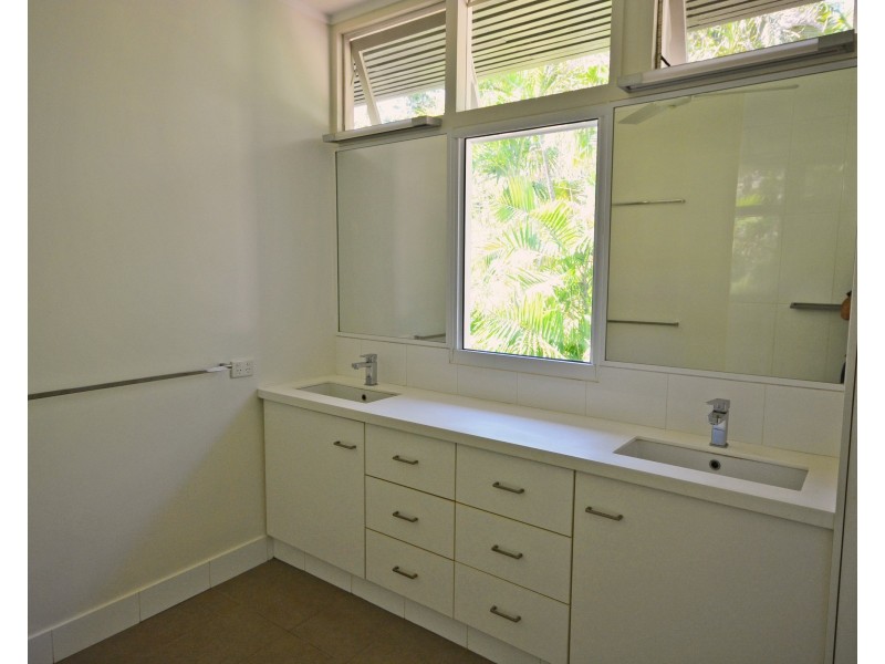 6 Anne Street, Broome WA 6725