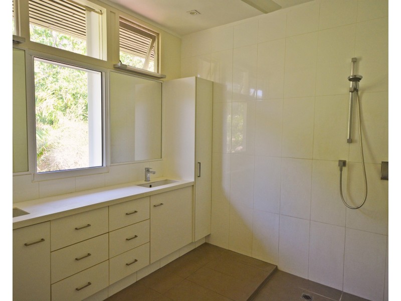 6 Anne Street, Broome WA 6725