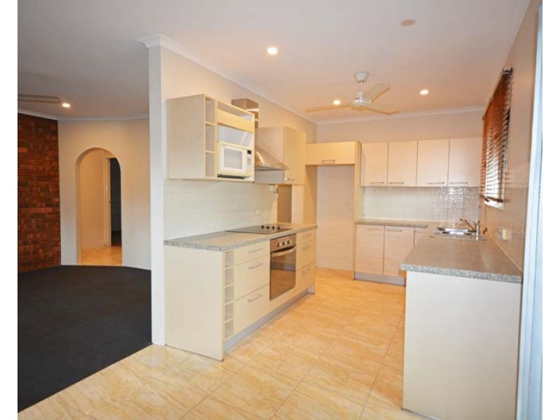 1/2 Robert Street, Broome WA 6725