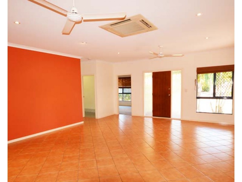 9 Bowerbird Loop, Djugun WA 6725