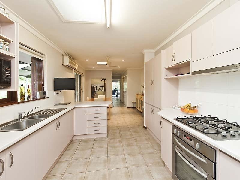 56 Bandalong Way, High Wycombe WA 6057