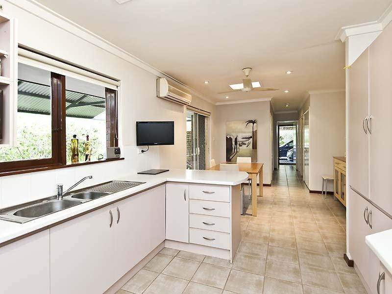 56 Bandalong Way, High Wycombe WA 6057