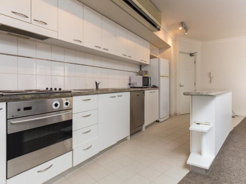 13/110 Mounts Bay Road, Perth WA 6000