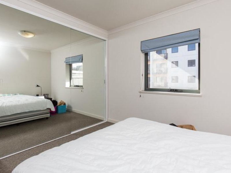 13/110 Mounts Bay Road, Perth WA 6000