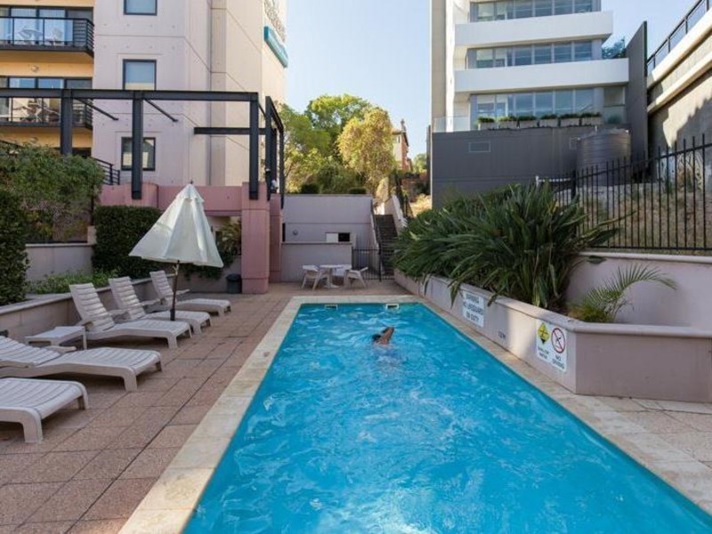 13/110 Mounts Bay Road, Perth WA 6000