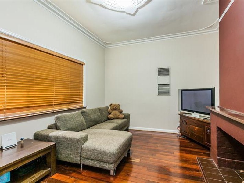 26 George Street, Belmont WA 6104