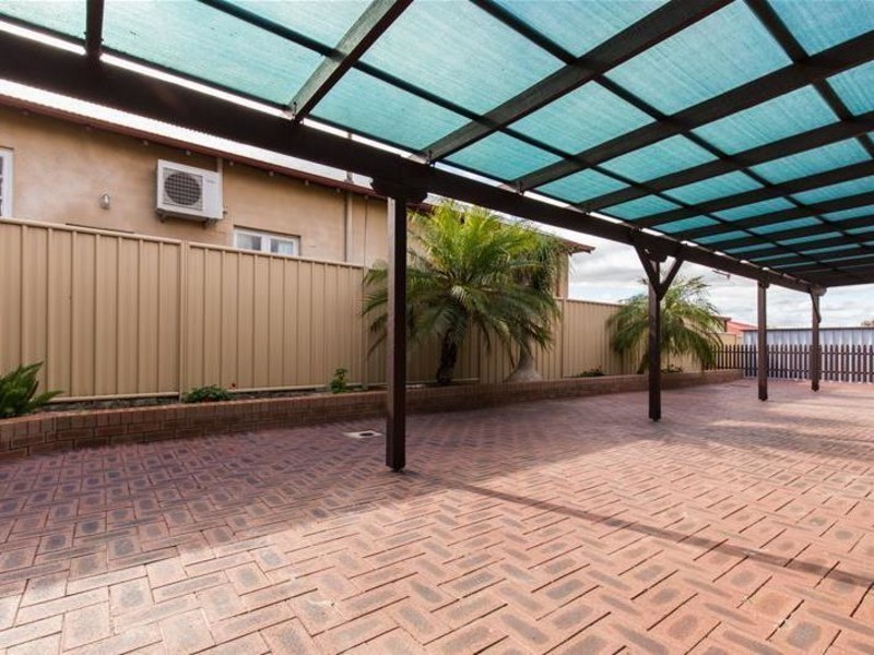 8 Elsfield Way, Bassendean WA 6054