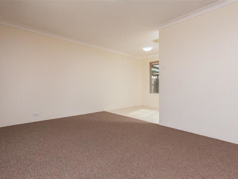 8 Elsfield Way, Bassendean WA 6054
