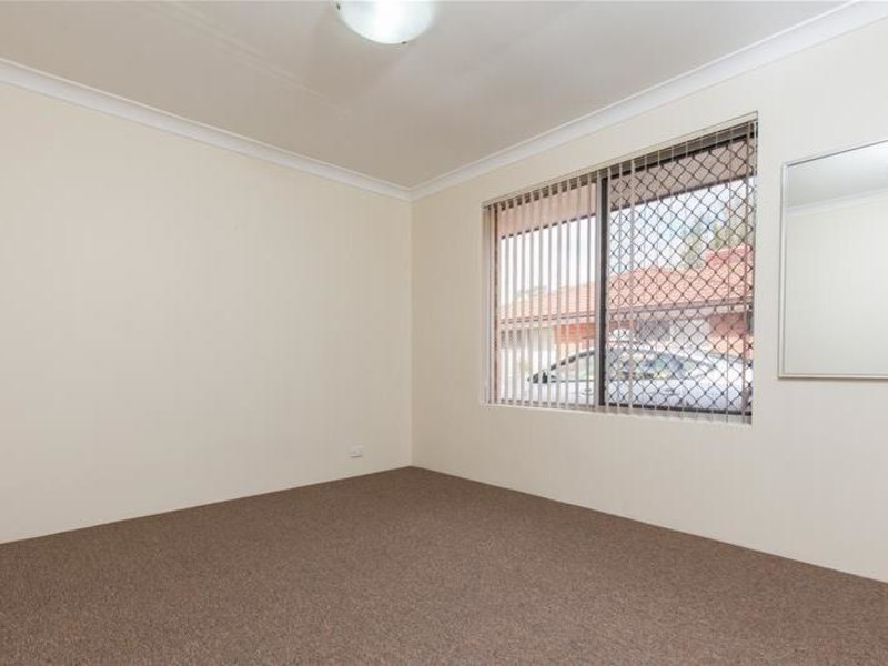 8 Elsfield Way, Bassendean WA 6054