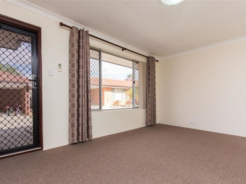 8 Elsfield Way, Bassendean WA 6054