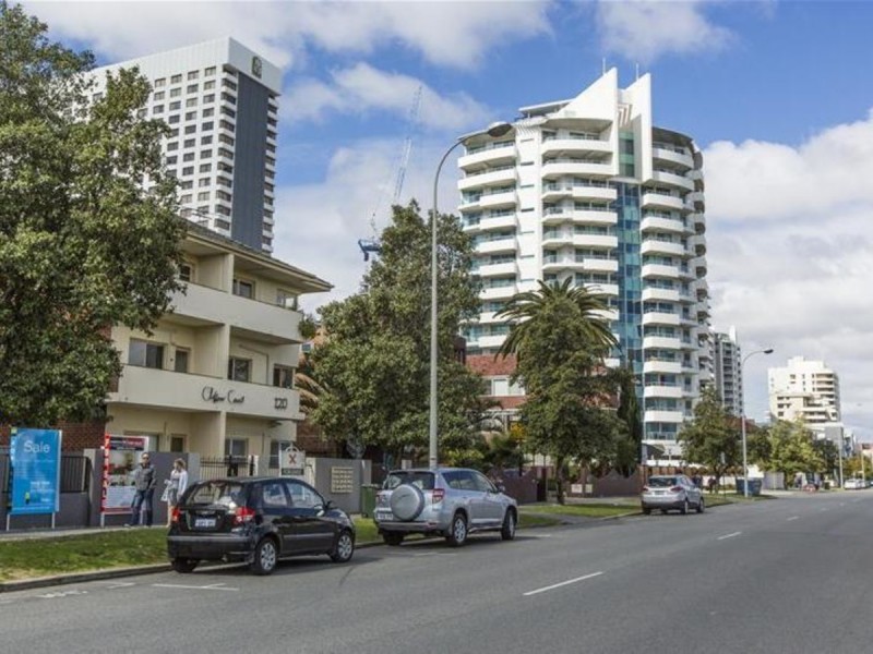10/122 Terrace Road, Perth WA 6000