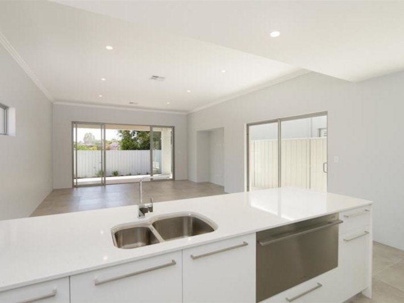 76B McKenzie Way, Embleton WA 6062