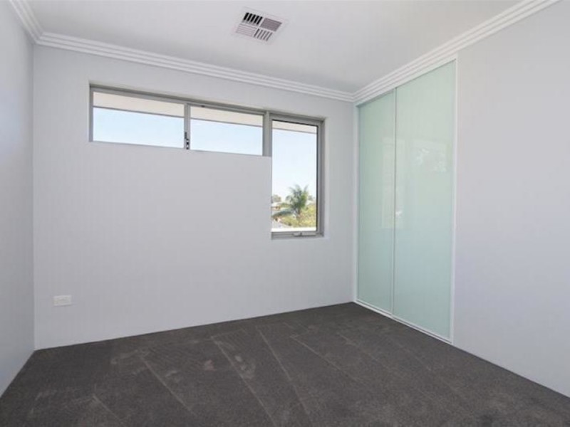 76B McKenzie Way, Embleton WA 6062