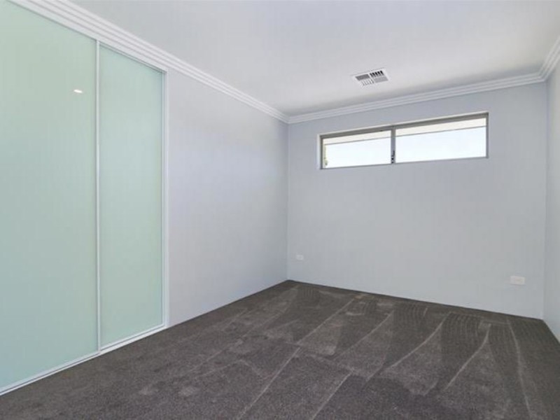 76B McKenzie Way, Embleton WA 6062