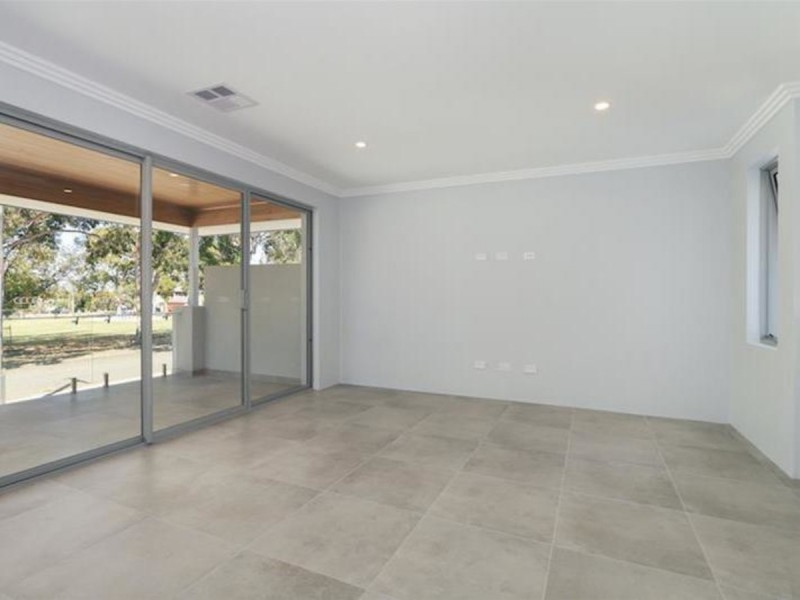 76B McKenzie Way, Embleton WA 6062