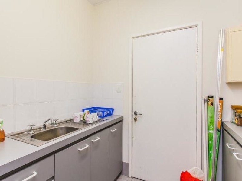 4/201-205 Burslem Drive, Maddington WA 6109