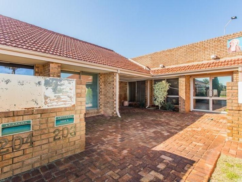 4/201-205 Burslem Drive, Maddington WA 6109