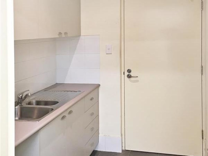 4/2 Pisconeri Street, Perth WA 6000