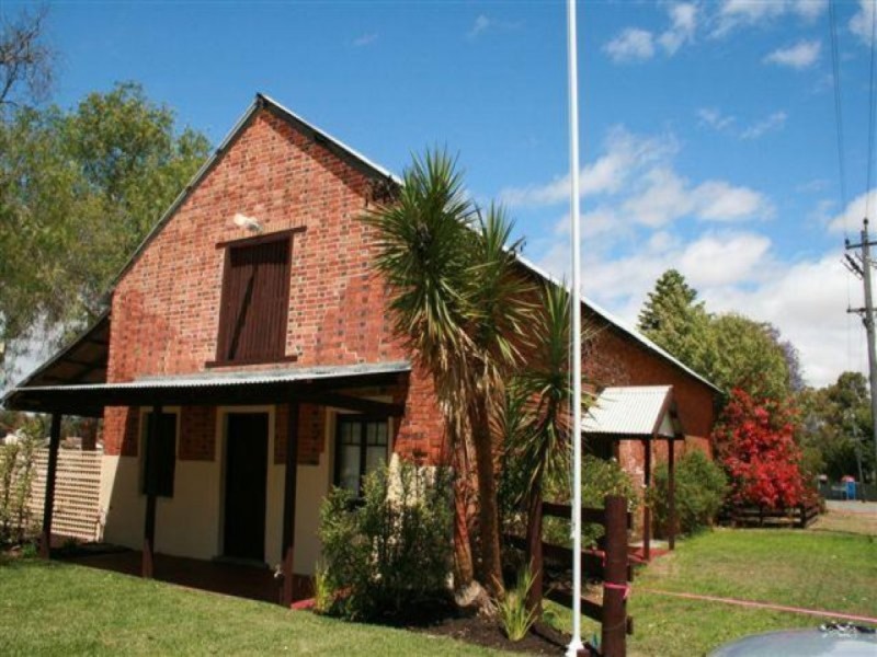 32 Gibbs Circuit, Ravenswood WA 6208