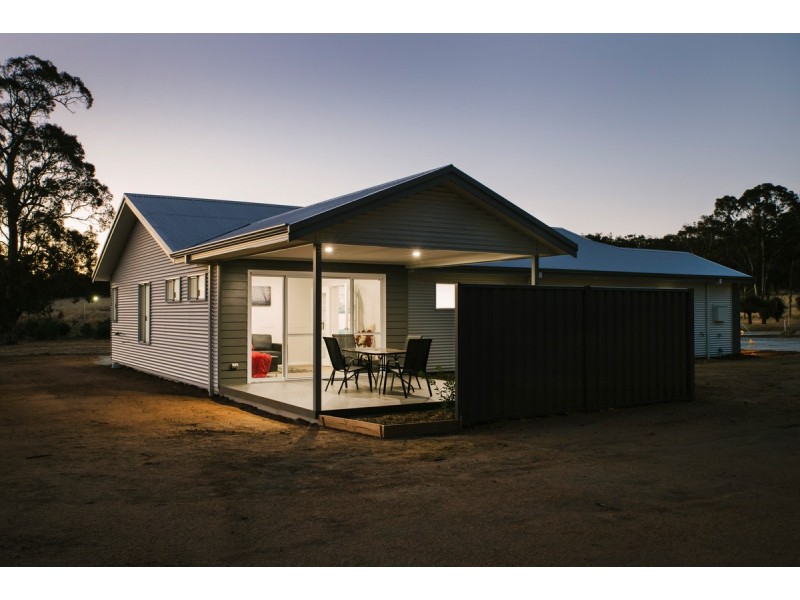 105 Oyston Road, Bakers Hill WA 6562