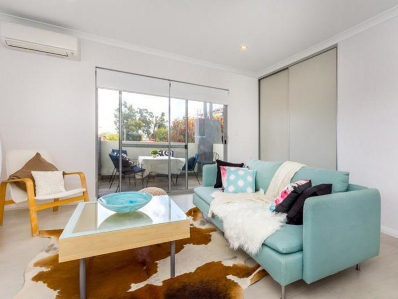 1/266 Fulham Street, Cloverdale WA 6105
