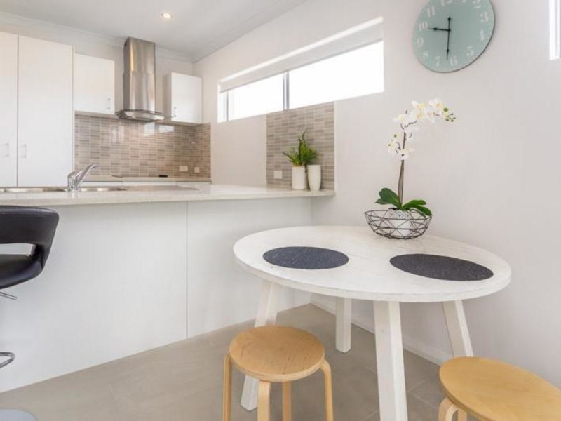 1/266 Fulham Street, Cloverdale WA 6105