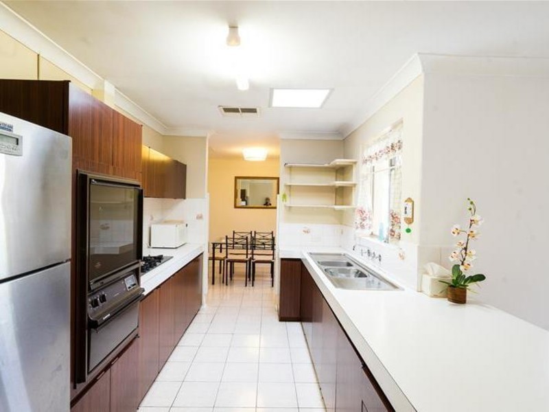 8 Bohemia Way, Parkwood WA 6147