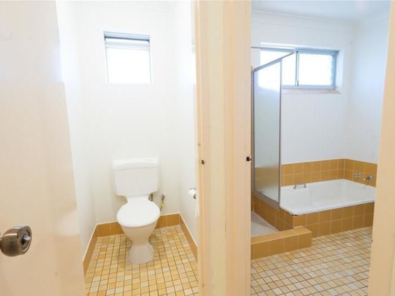 8 Bohemia Way, Parkwood WA 6147