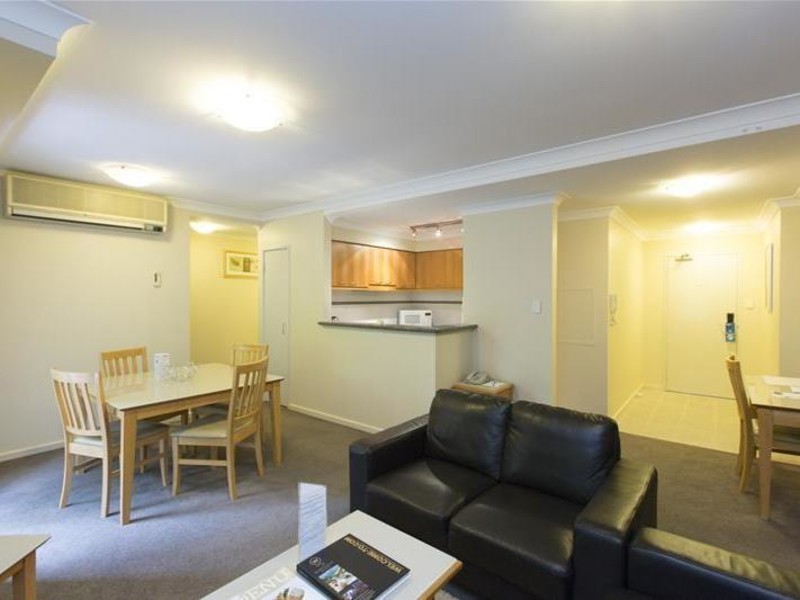 9/128 Mounts Bay Road, Perth WA 6000