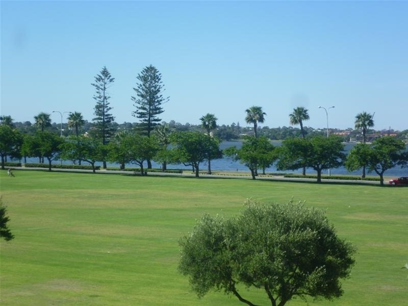 25/124 Terrace Road, Perth WA 6000