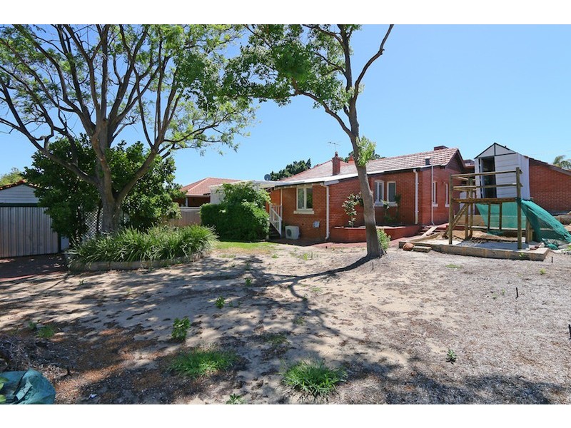 14 Clydesdale Street, Burswood WA 6100