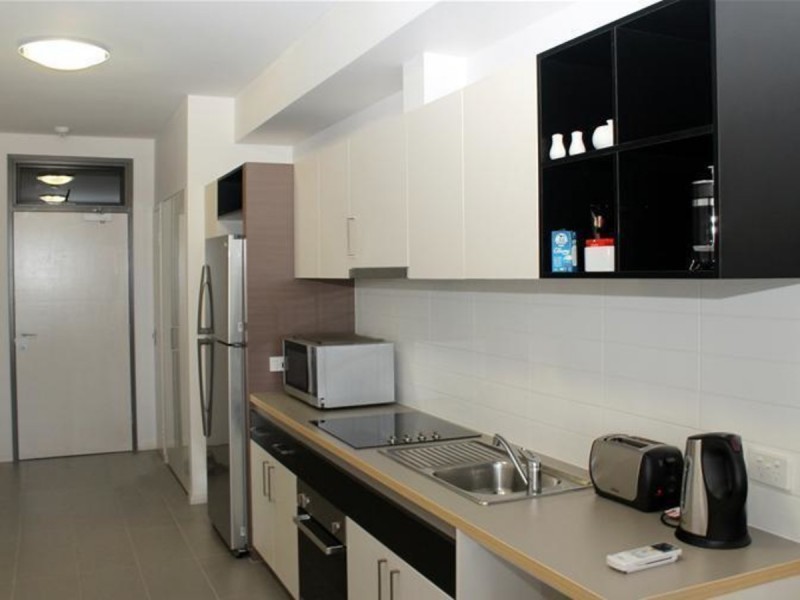 17/20 Signal Terrace, Cockburn Central WA 6164