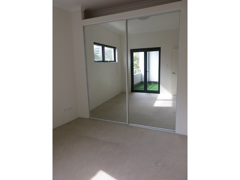 3/2 Pisconeri Street, Perth WA 6000