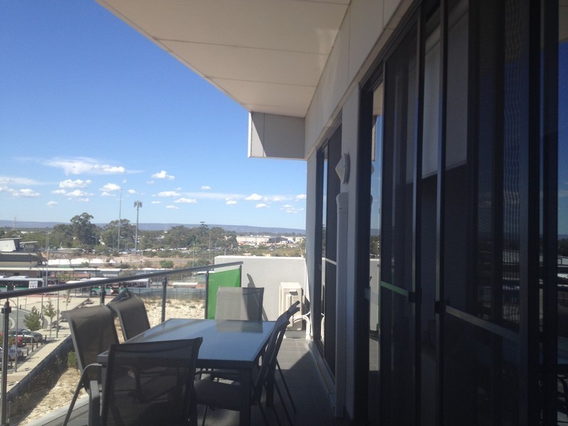 36/2 Points Way, Cockburn Central WA 6164