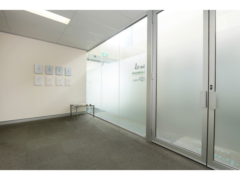 16/2 Ambitious Link, Bibra Lake WA 6163