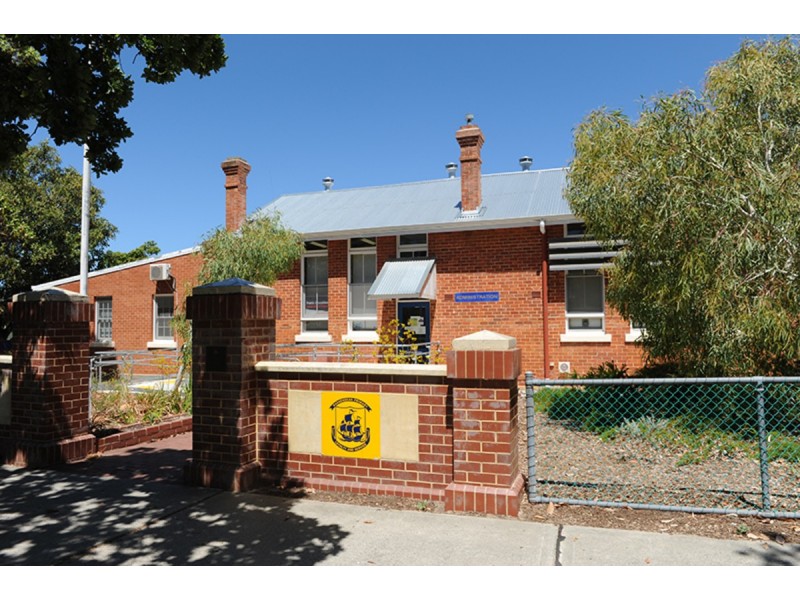 16a Hyland Street, Bassendean WA 6054