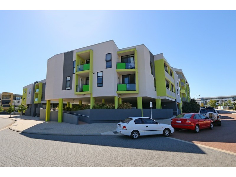 16/6 Points Way, Cockburn Central WA 6164