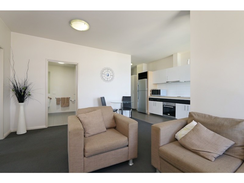 16/6 Points Way, Cockburn Central WA 6164