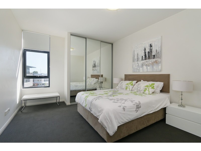 16/6 Points Way, Cockburn Central WA 6164