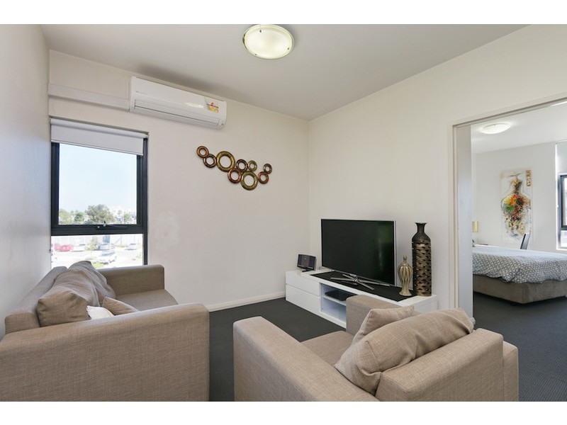 16/6 Points Way, Cockburn Central WA 6164