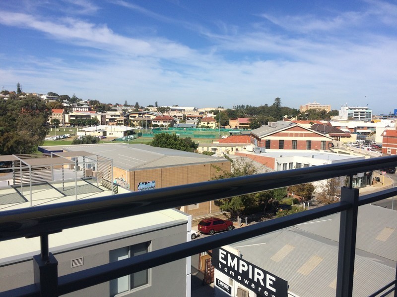 40/10 Quarry Street, Fremantle WA 6160