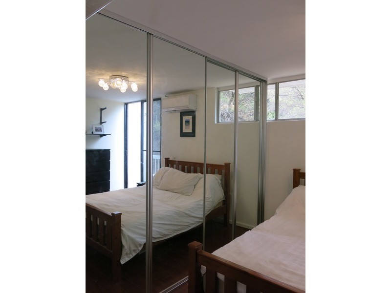 509/130A Mounts Bay Road, Perth WA 6000