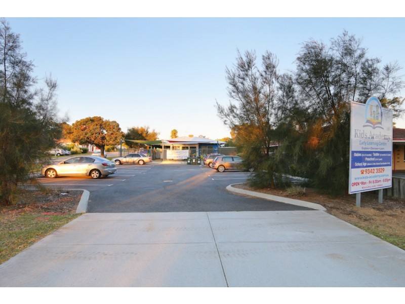 99 Fieldgate Square, Balga WA 6061