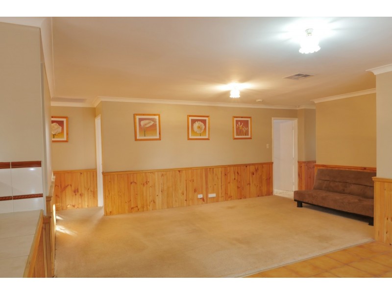 28 Kidman Court, Thornlie WA 6108