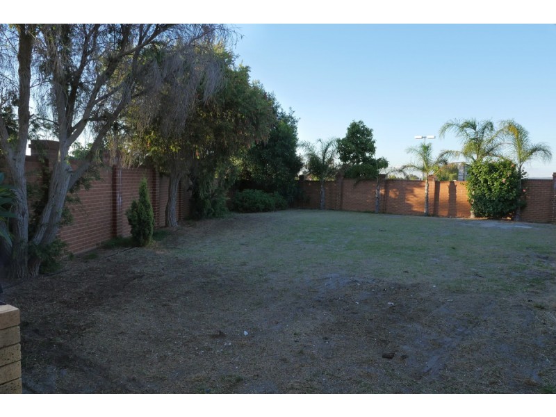 28 Kidman Court, Thornlie WA 6108