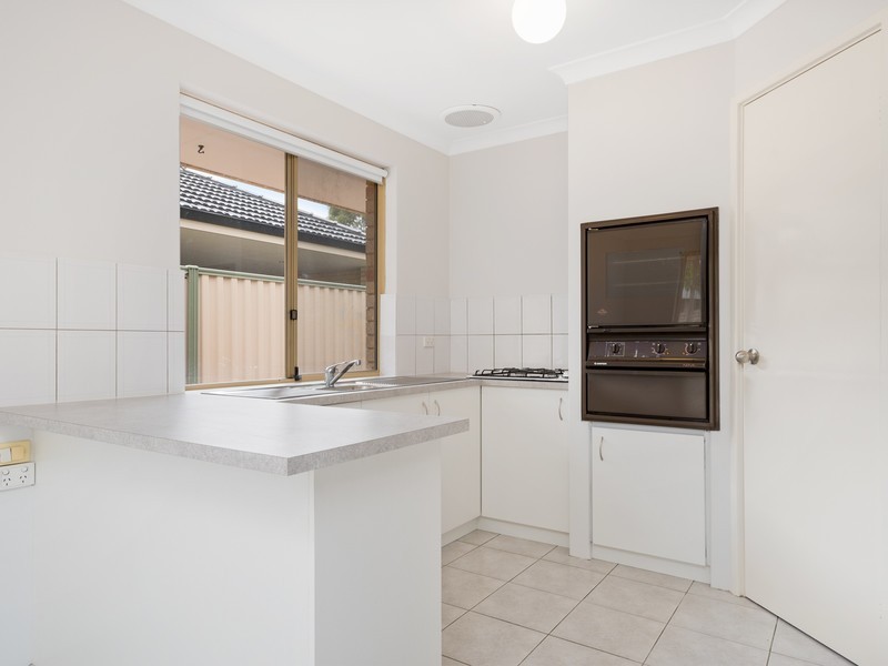 2/110 Fulham Street, Kewdale WA 6105