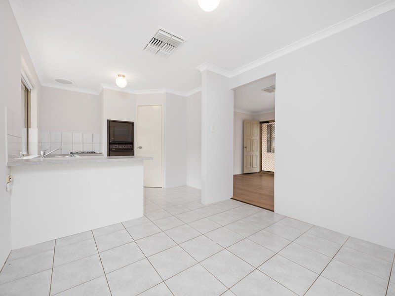 2/110 Fulham Street, Kewdale WA 6105