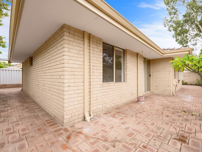2/110 Fulham Street, Kewdale WA 6105