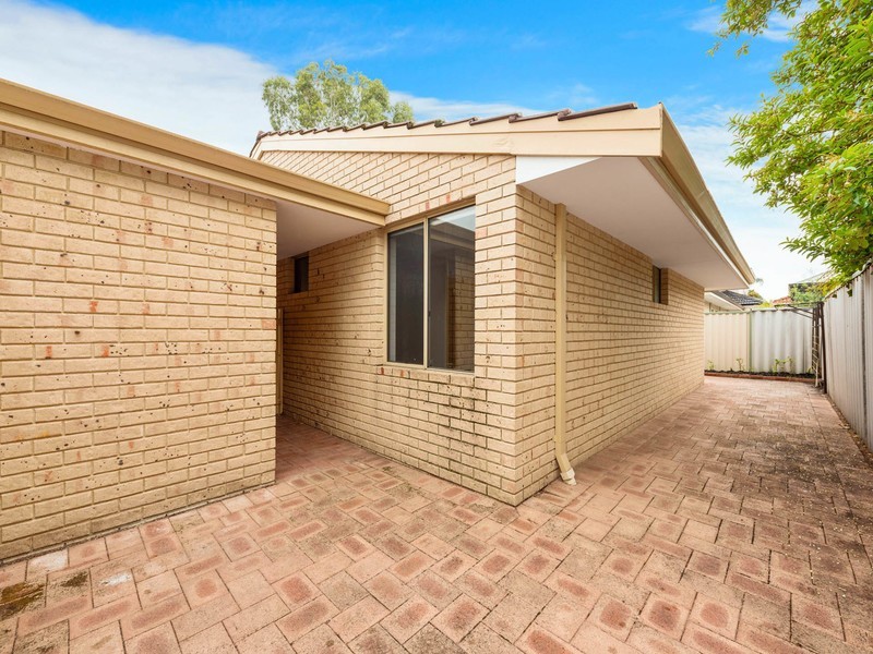 2/110 Fulham Street, Kewdale WA 6105