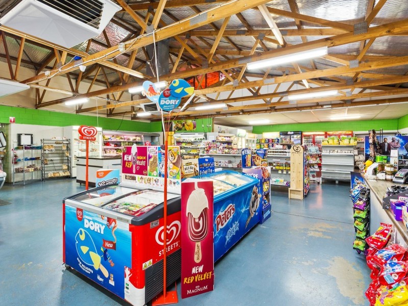 5345 Richardson Road, Stoneville WA 6081